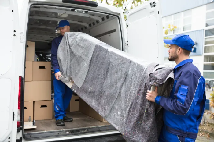 How to Pack Furniture for Moving in Barrie, ON